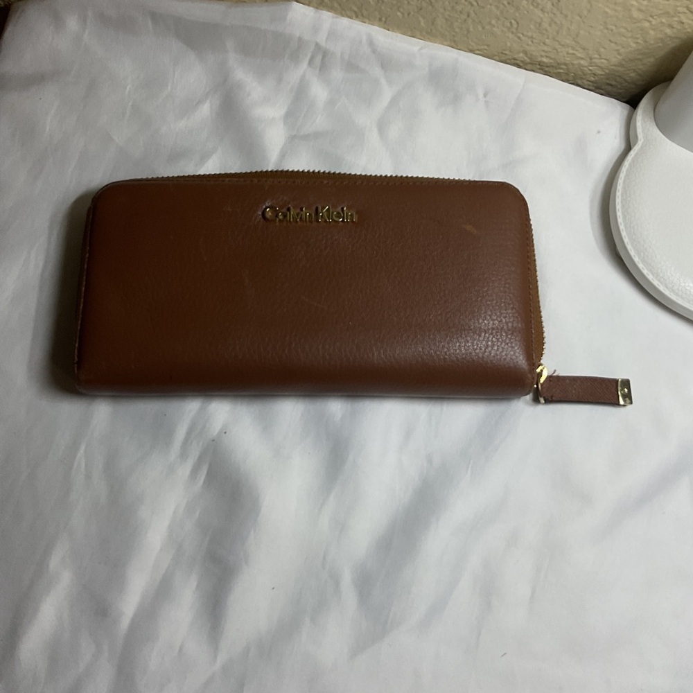 Calvin Klein Tan Leather Zip Wallet